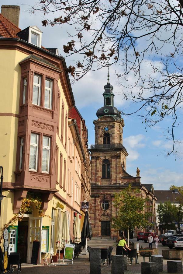 Im Grunen Am Stadtrand ザールブリュッケン エクステリア 写真